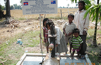 Barry Family (May & Tony) Australia. Lvea village. Nov 2012. Well No.139