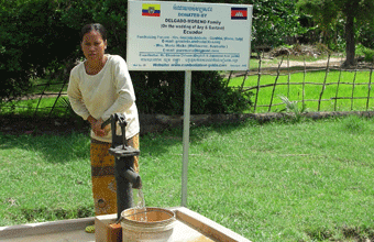 DELGADO-MORENO family [Ecuador]. (Prolit village). April 2012. Wells No.65