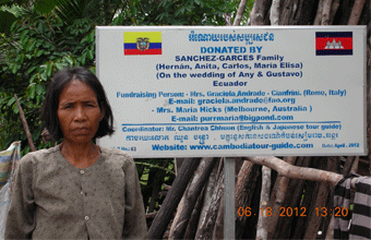 SANCHEZ-GARCES family (Ecuador). April 2012. Trapang Thom village. Well No.63